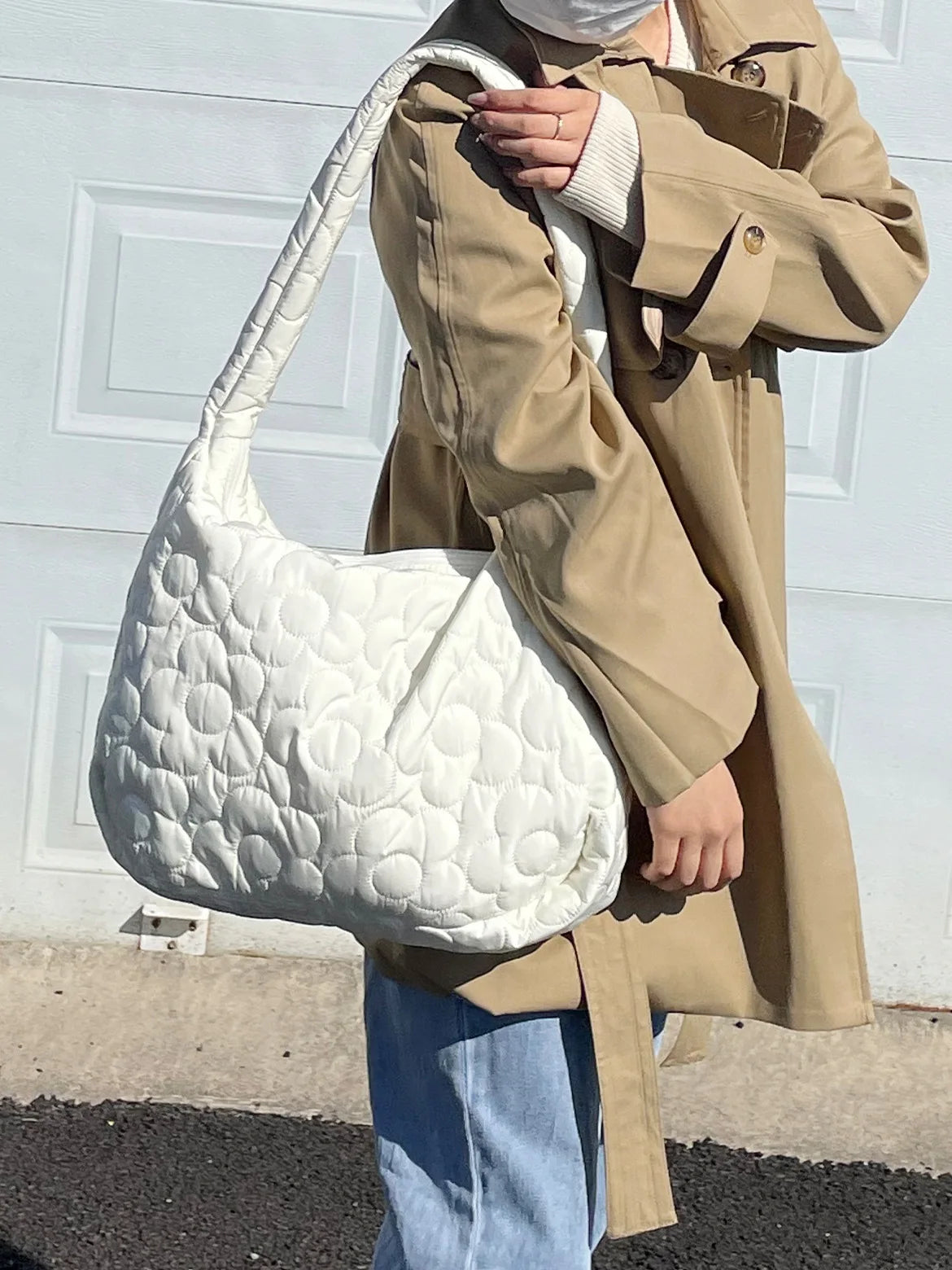Large Capacity Quilted Flower Crossbody Bag