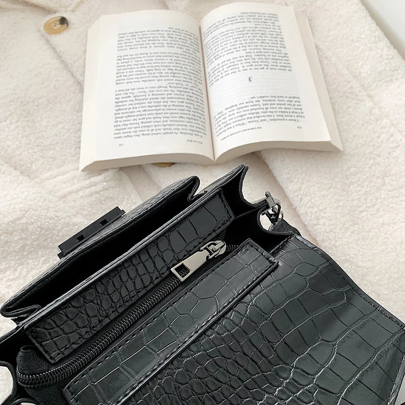 Retro Mini Handbag Ladies Small Shoulder Bag Wallet
