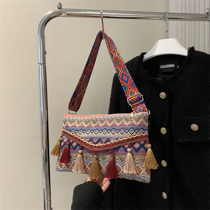 Vintage Crossbody Bag Envelope Handbag with Tassel Shoulder Strap
