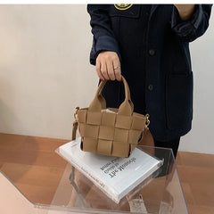 Mini Woven Crossbody Bag for Women, High-quality Handheld Bucket Bag