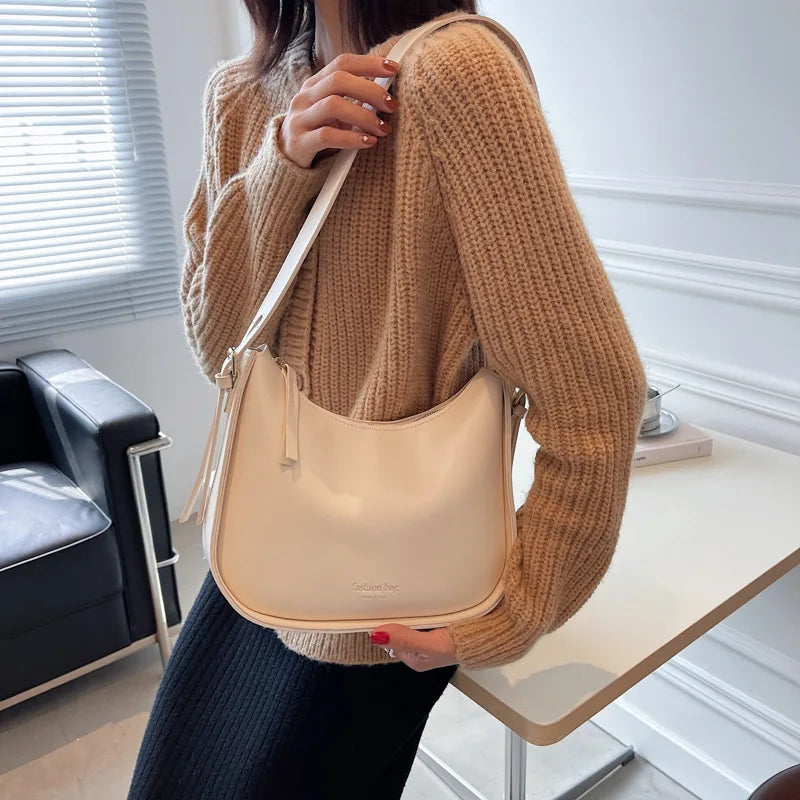 Retro Commuter Messenger Bag Wide Shoulder Strap