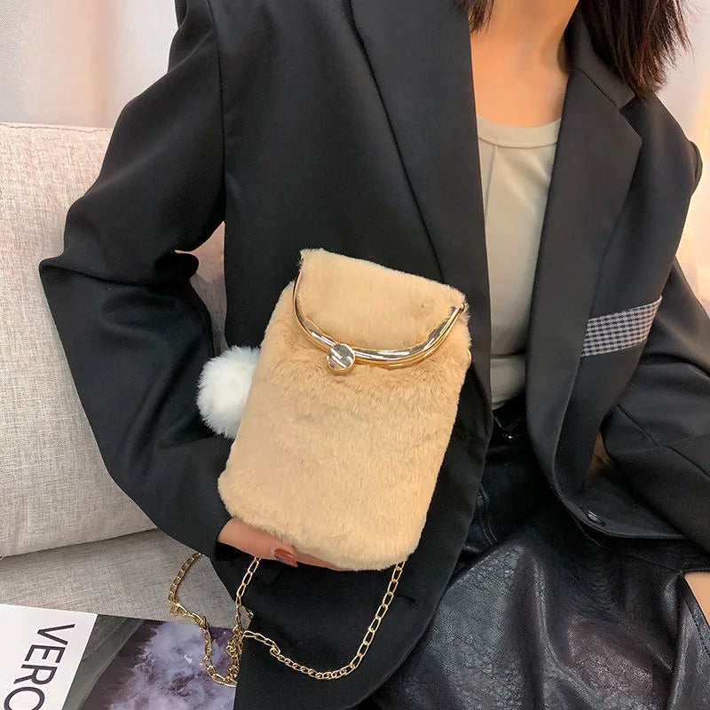 Autumn Furry Messenger Shoulder Bag Plush Handbag Thick Strap Female Phone Purse