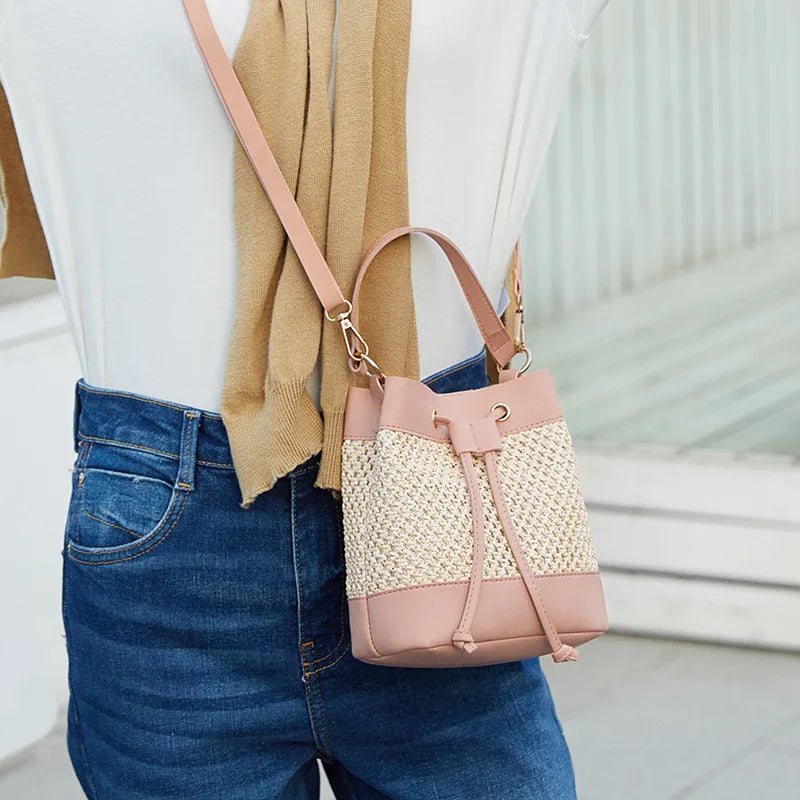 High-capacity Crossbody Bag Drawstring Straw Woven