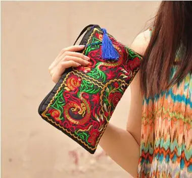 Flower Embroidery Lady Canvas Clutch Tote with Tassel