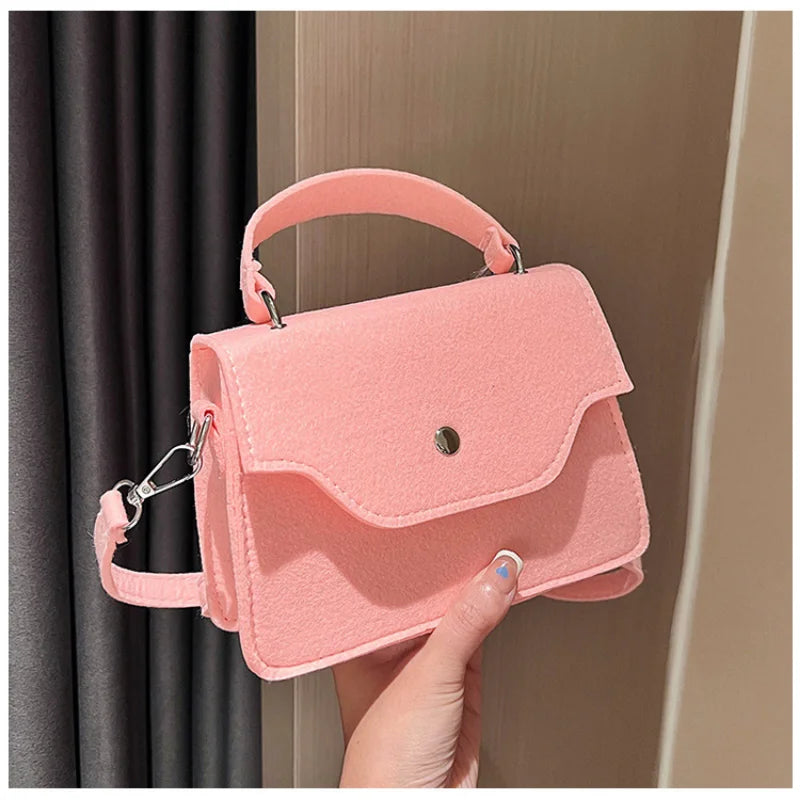 Female Messenger Shoulder Bag Solid Handbag