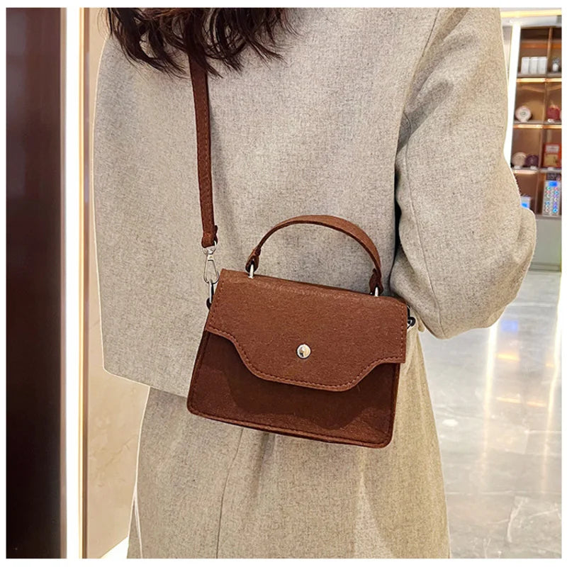 Female Messenger Shoulder Bag Solid Handbag