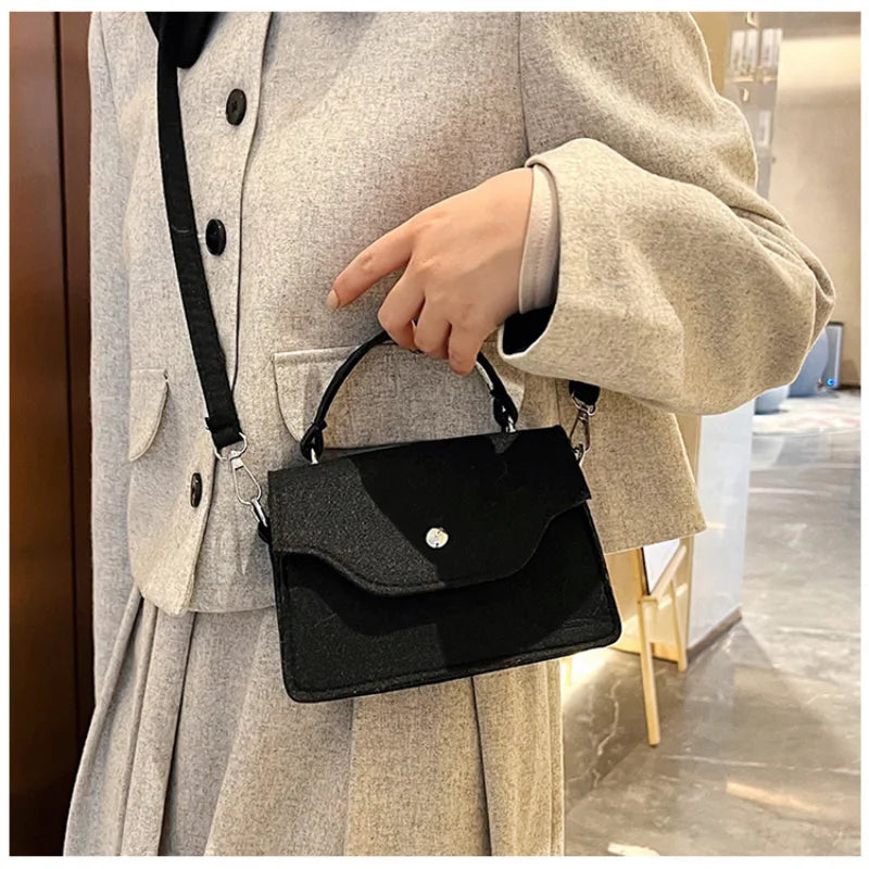 Female Messenger Shoulder Bag Solid Handbag