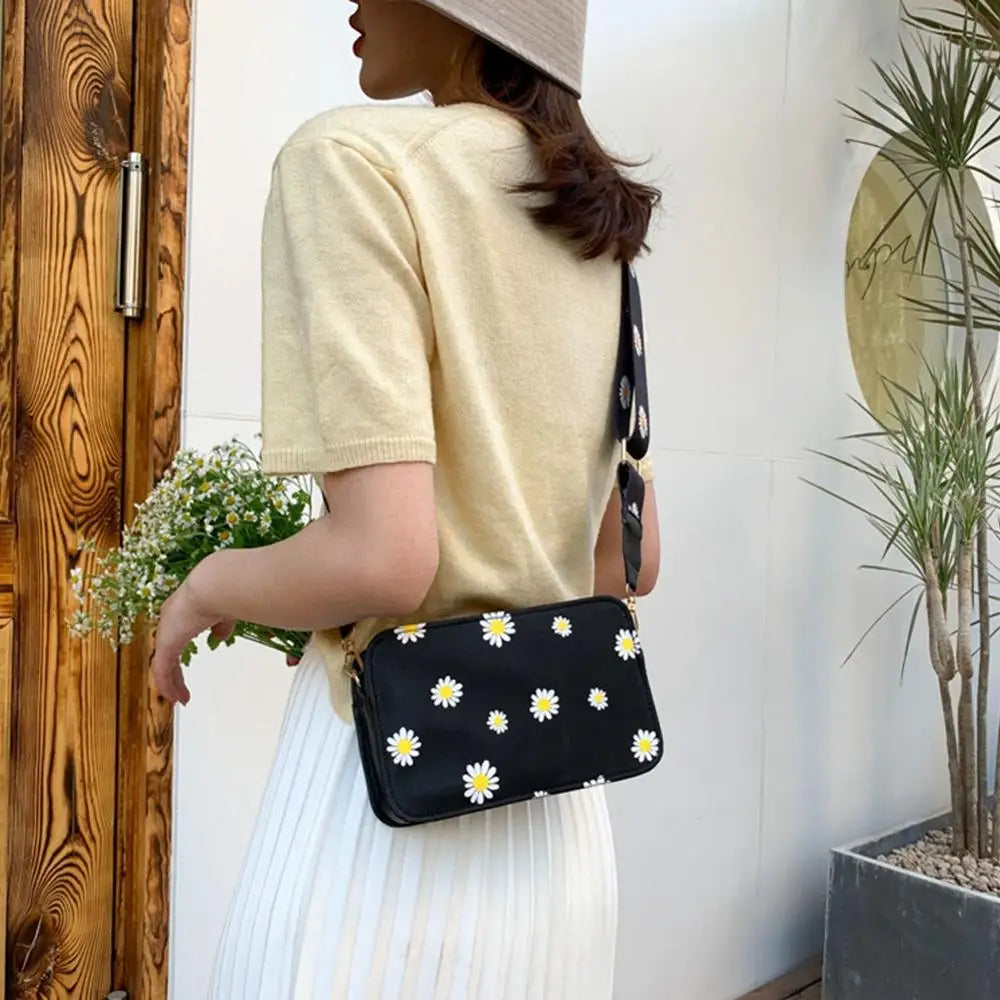 Small Daisy Female Bags Wide Nylon Shoulder Strap Shoulder Messenger Bag