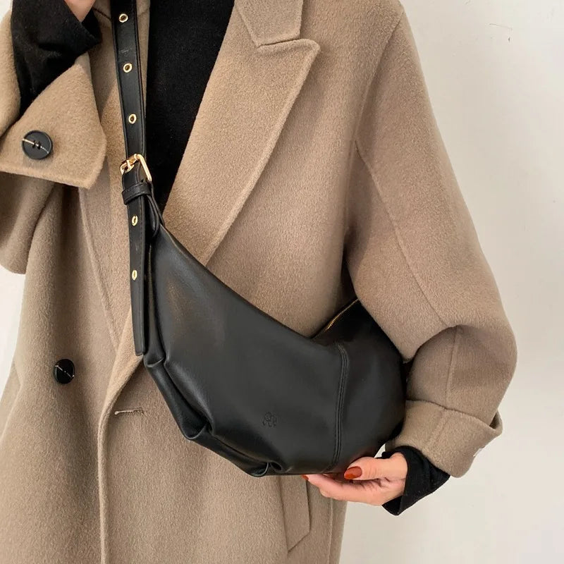 Large Capacity Retro Messenger Women Bag Soft Leather Single Shoulder Bag