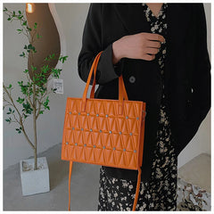 Hot Diamond Inlaid Leather Handheld Bag