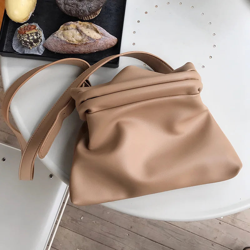 Retro Large Capacity Clip Bag Shoulder Messenger Bags