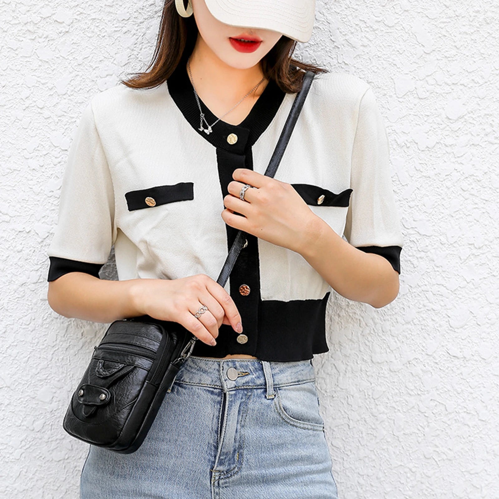 Textured Messenger Bag for Women Retro Shoulder Bag in Soft Leather Brown/Black