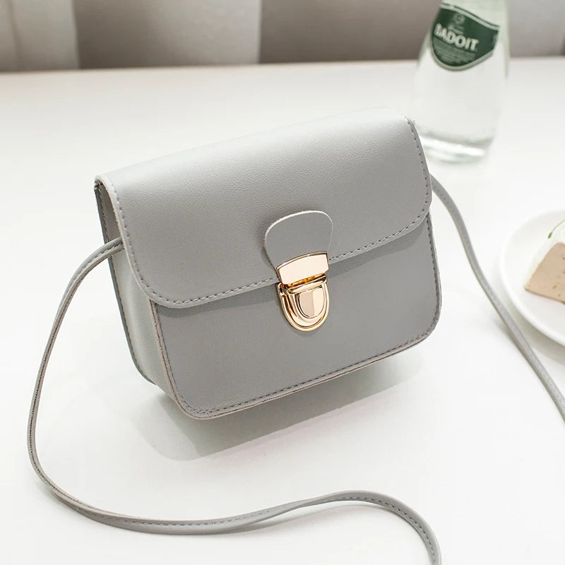 Retro Shoulder Bag Joker Small Square Bag