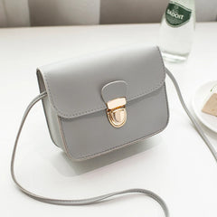 Retro Shoulder Bag Joker Small Square Bag