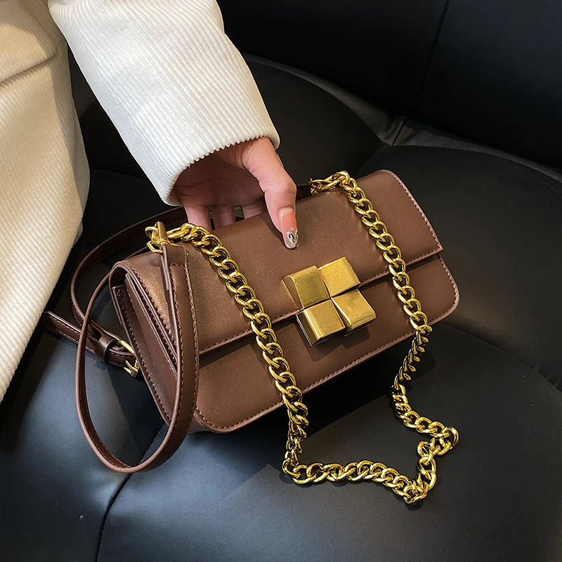 Vintage Style Metal Crossbody Single Shoulder Hobo Bag