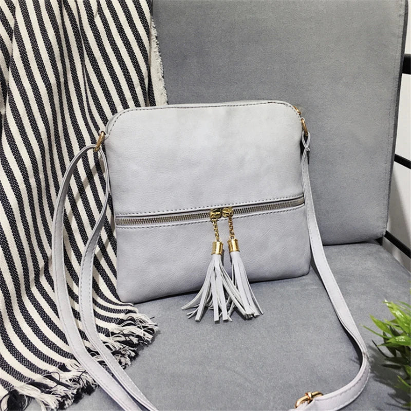 Tassel Decoration Shoulder Bag for Ladies