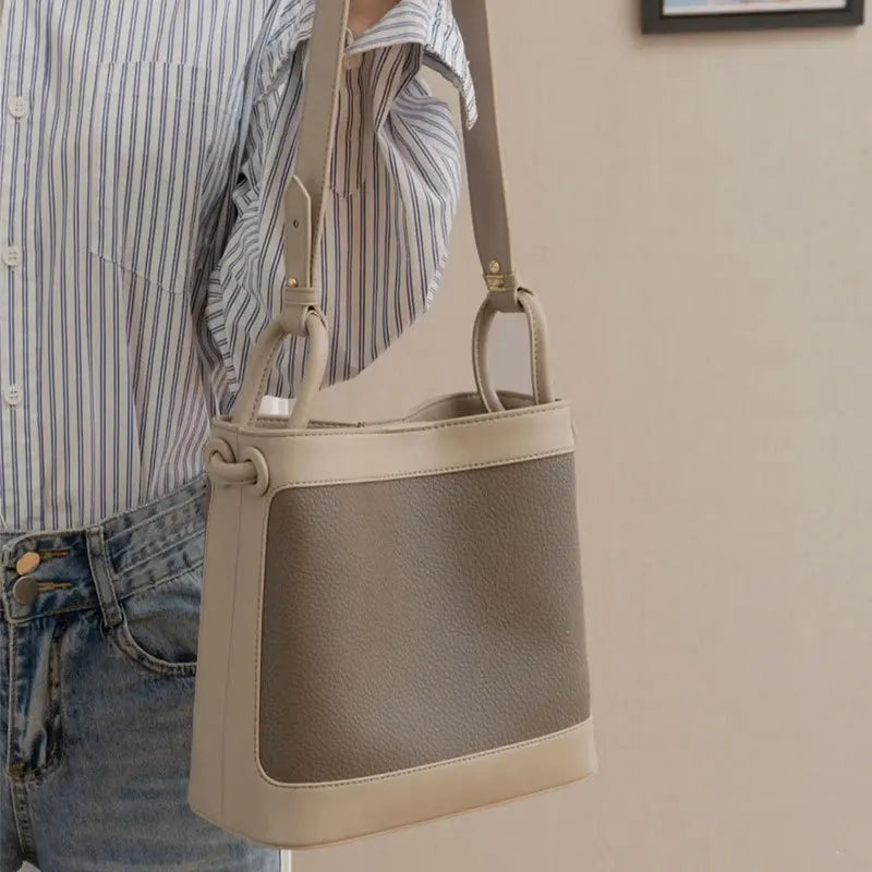Women's Vintage Crossbody Bag Large Capacity Texture Handbag