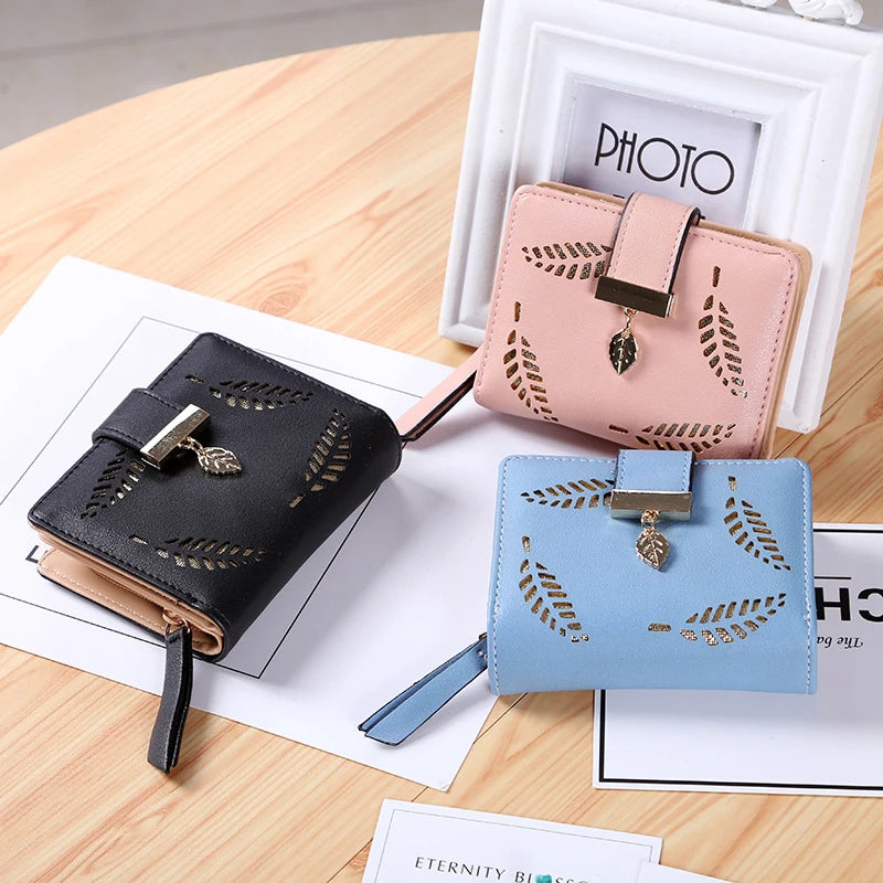 Women's Zipper Wallet With Leaves Design Leather Clutch Bag