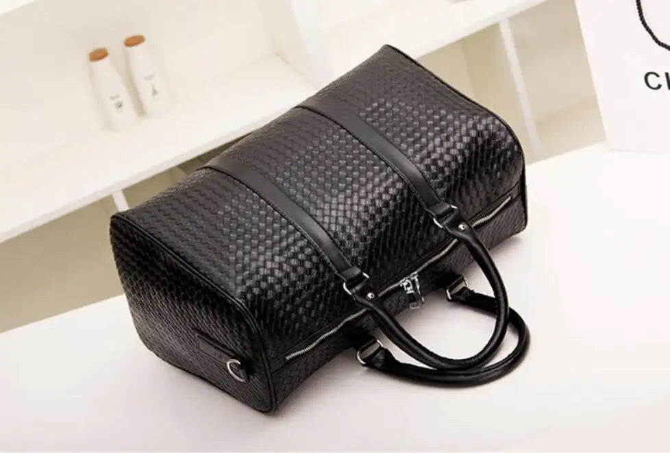 Large Capacity Portable Travel Bag for Men and Women