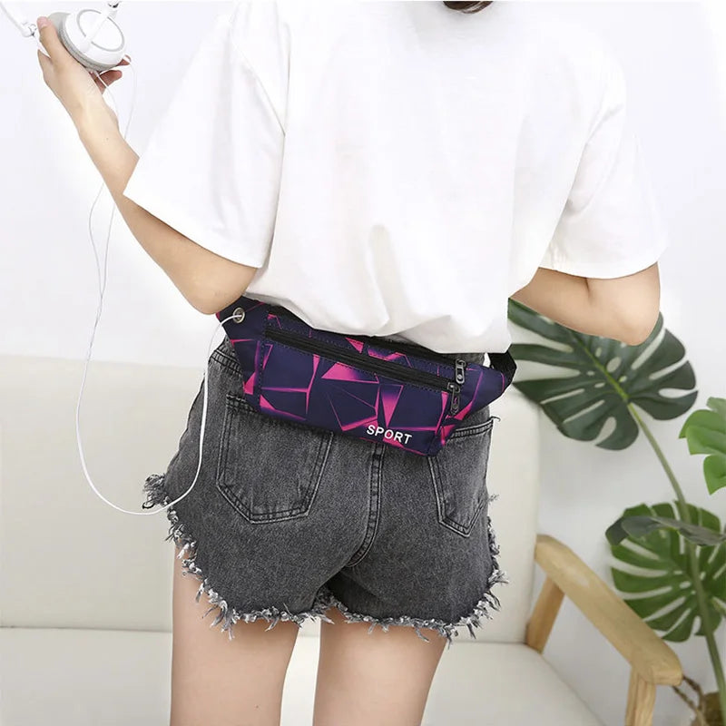 Nylon Fanny Pack Waist Banana Bag with Earphone Hole
