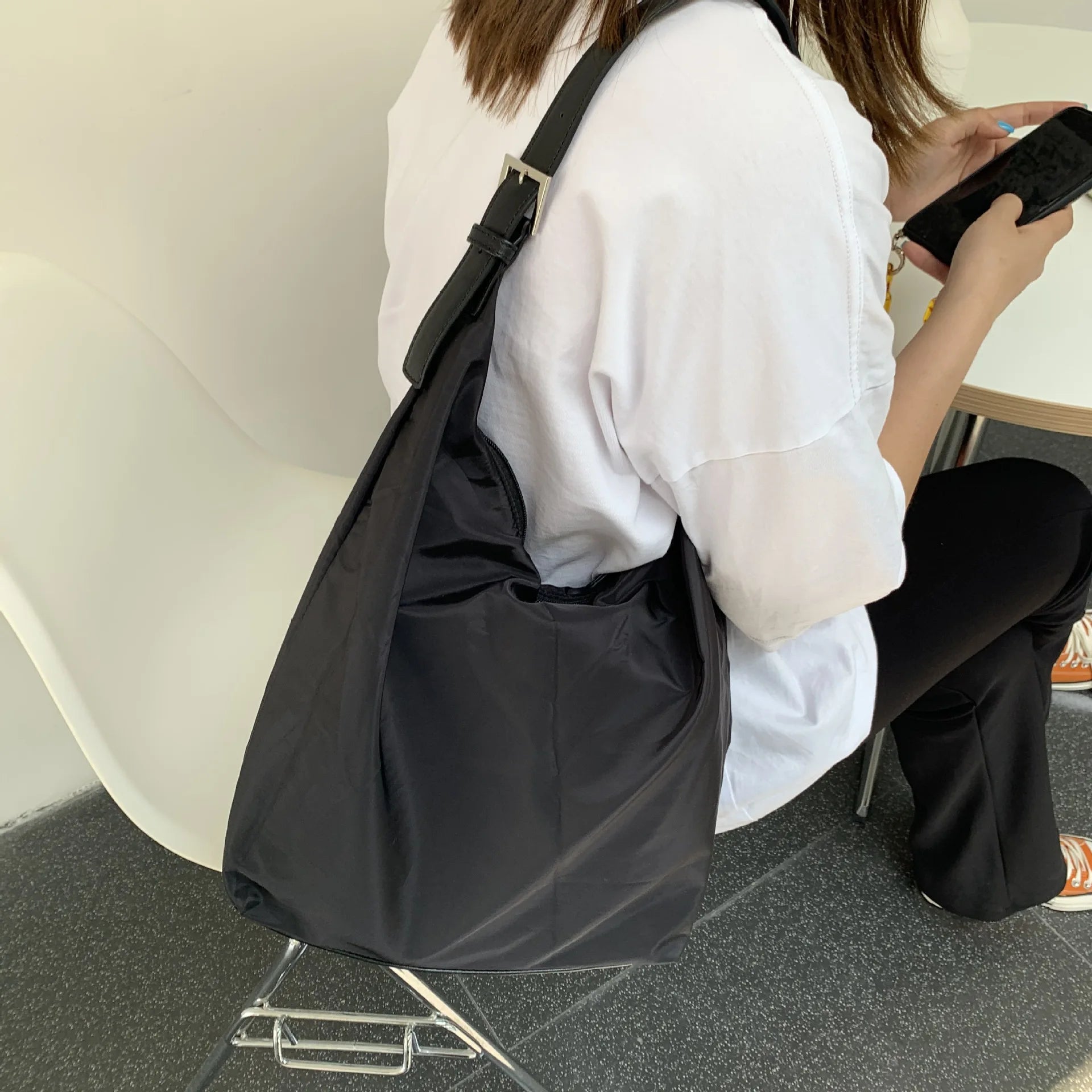 Nylon Shoulder Bag Large Capacity Handbag Shopping Bucket Bag
