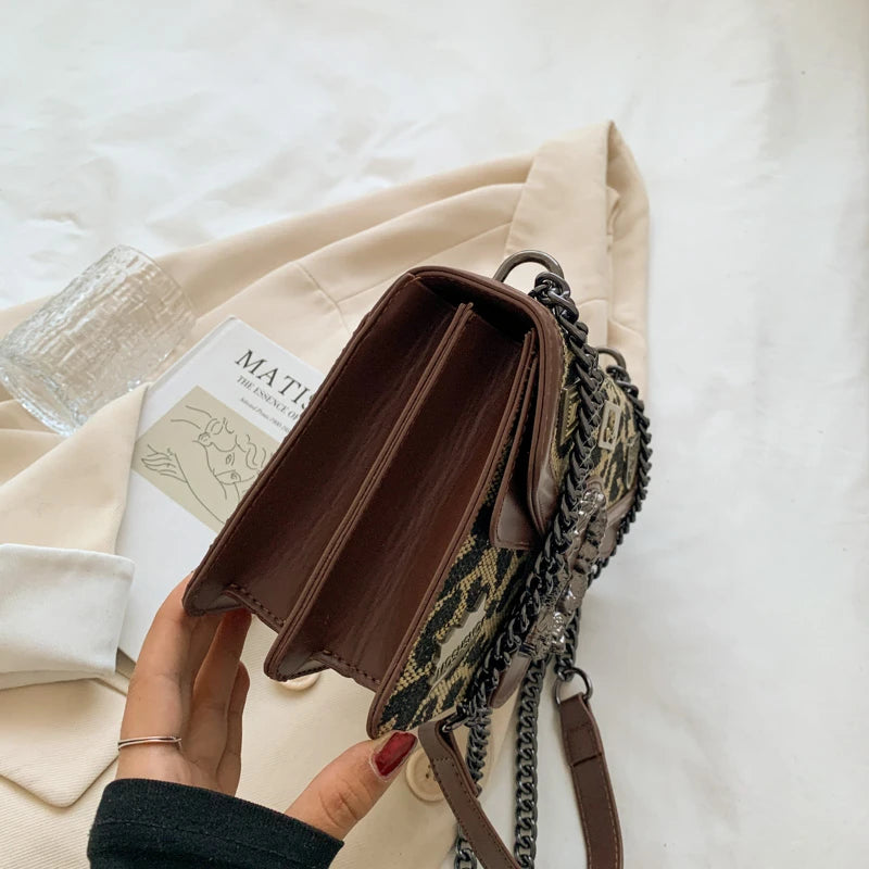 Classic Style Single Shoulder Women Passenger Bag