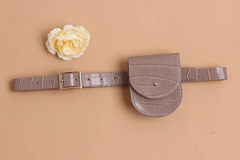 Women's PU Leather Waist Bag Fanny Pack Retro Mini Travel Chest Belt Bag