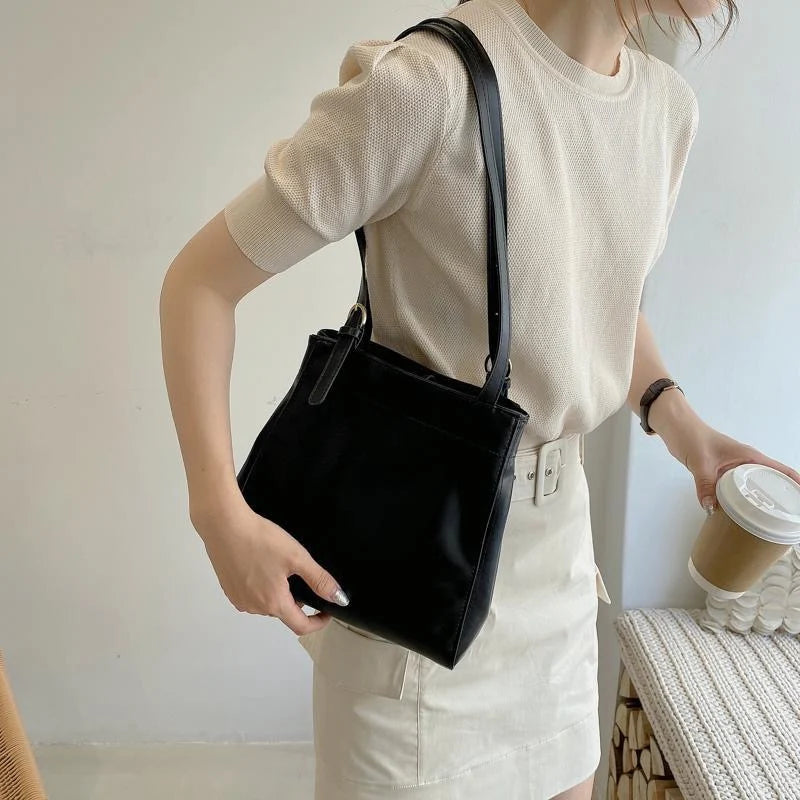 Women Shoulder Underarm Bag Casual Bucket Bag Large Capacity
