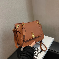 Western Style Shoulder Bag Locking Buckle Messenger Bag