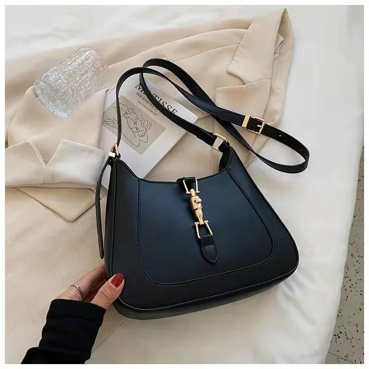 Personalized Lock Retro Messenger Bag Ladies Underarm Commuter Big Bag