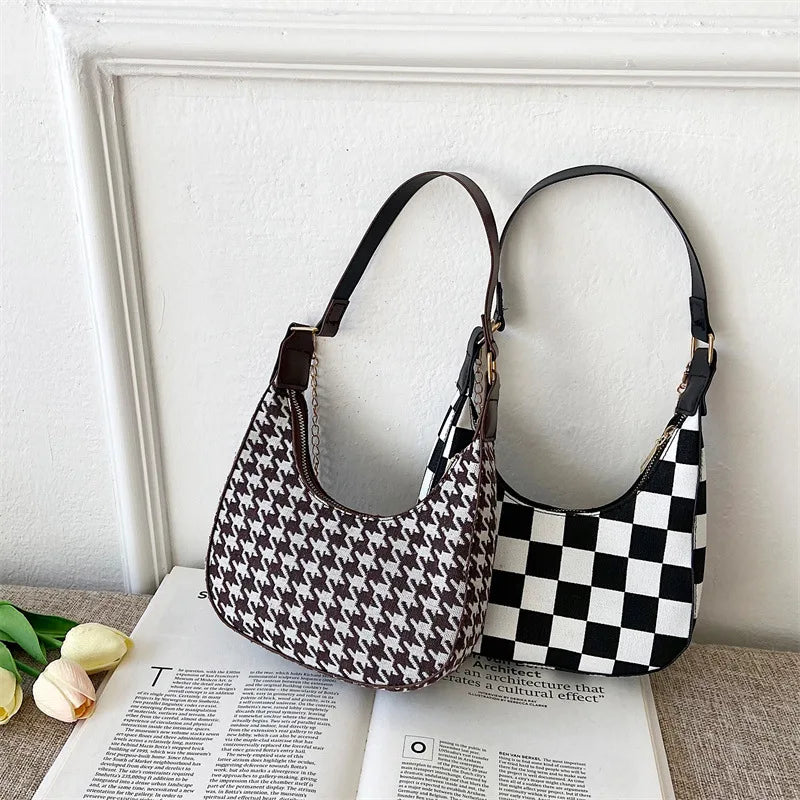 Stylish Plaid Canvas Women's Shoulder Bag