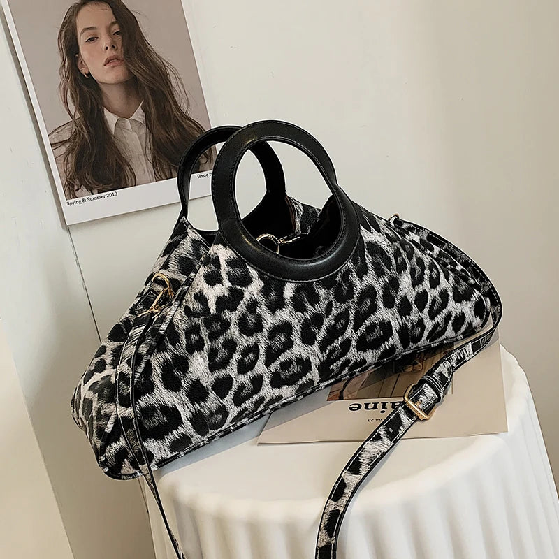 Texture Western Handbag Women's Light Messenger Bag