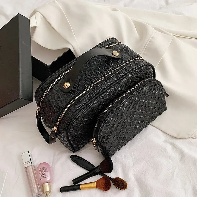 PU Leather Cosmetics Bag Women Make Up Clutch Woven Knitting Purse