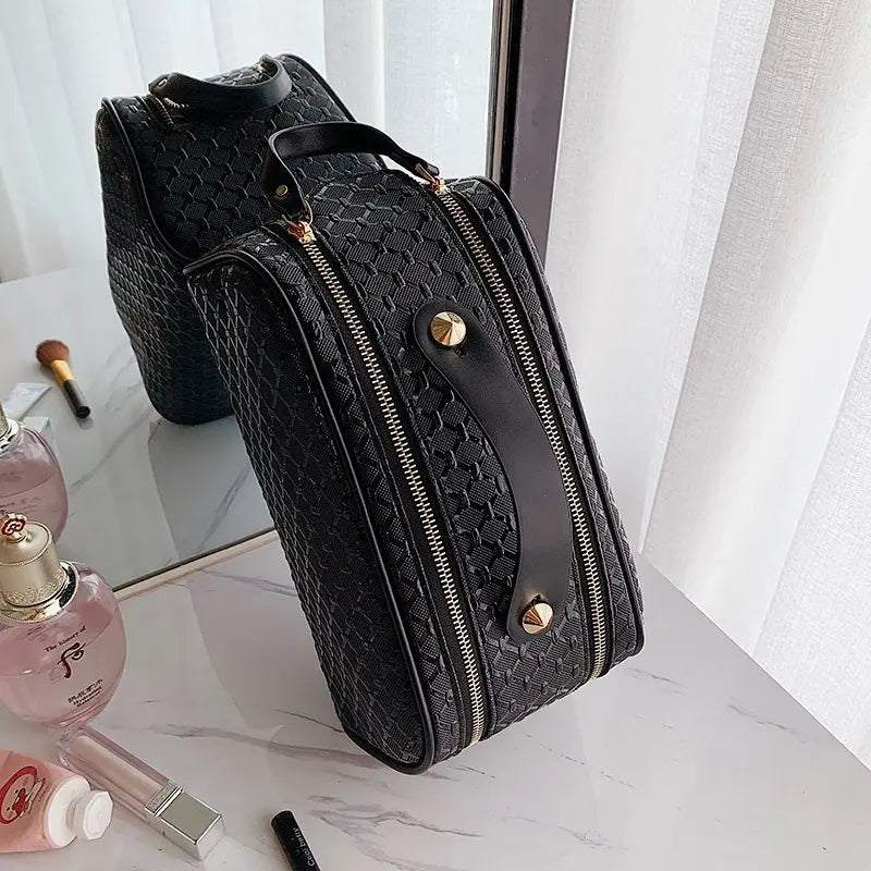 PU Leather Cosmetics Bag Women Make Up Clutch Woven Knitting Purse