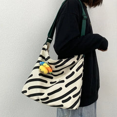 Women's Large Capacity Shoulder Bag for Students Class Ins Schoolbag