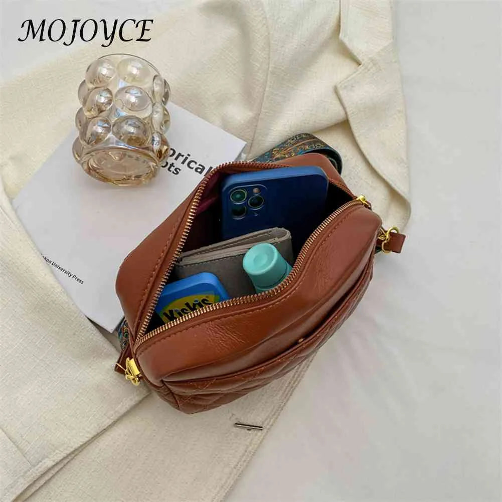 Quilted PU Leather Camera Shoulder Bag Prints Wide Strap Rhombus Pattern