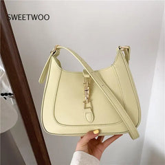 Retro Western Style Messenger Bag Shoulder Bag Locking Buckle Underarm Bag