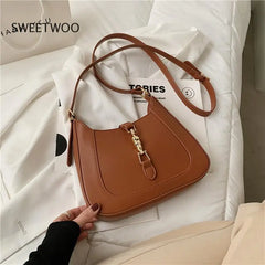 Retro Western Style Messenger Bag Shoulder Bag Locking Buckle Underarm Bag