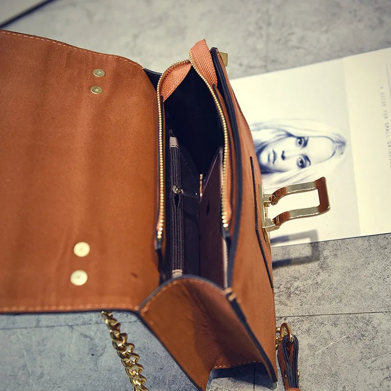 Vintage Metal Chains Hasp Nubuck Leather Shoulder Bag