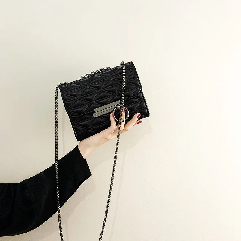 Retro Mini Chain Shoulder Bag Lipstick Bag for Women