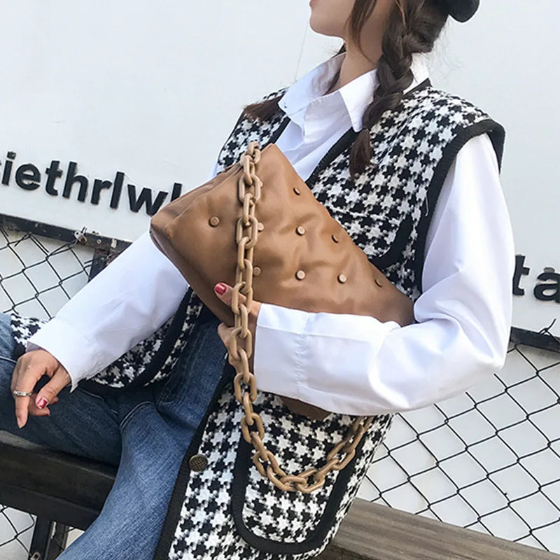 Retro Pu Solid Ladies Shoulder Bag Large Capacity Soft Leather Chain Bag