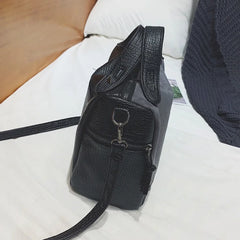 Retro Rivet PU Leather Handbag Women's Shoulder Crossbody Bags