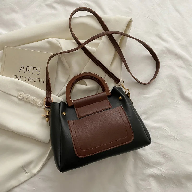 Retro One-shoulder Messenger Bag with Large Capacity