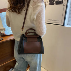 Retro One-shoulder Messenger Bag with Large Capacity