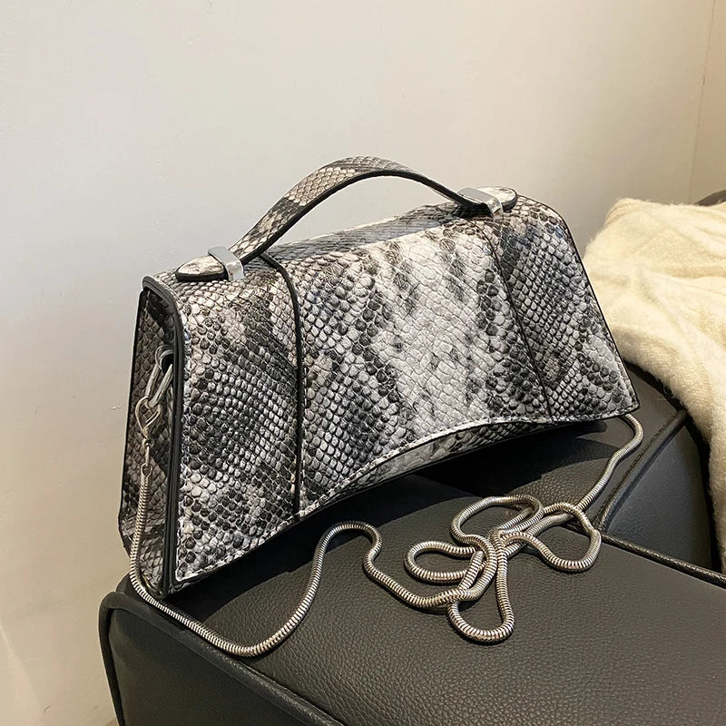Vintage Snake Pattern Totes Bag with Chain Handbag