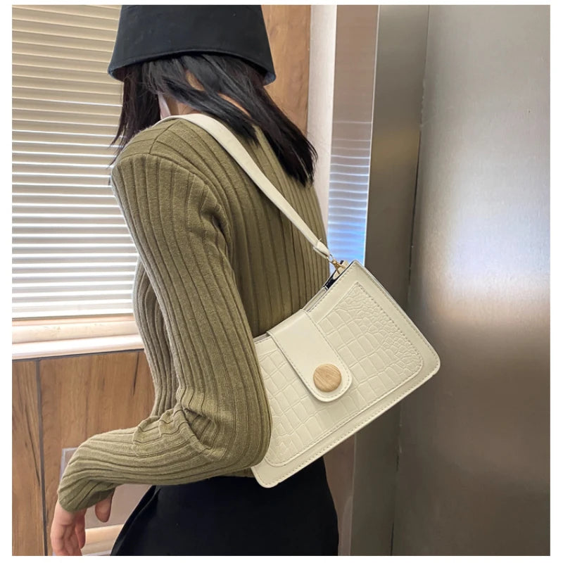 Retro Women's Chain Small Shoulder Bag PU Leather Armpit Bag Tote Purse Handbags