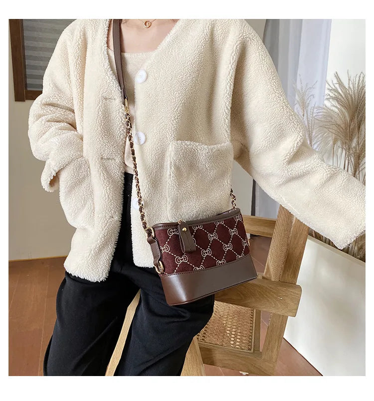 Rhombus Chain Shoulder Bag 18X7X13cm