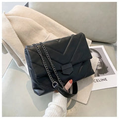 Rivet Chain Crossbody Bag for Women Small Shoulder Handbag