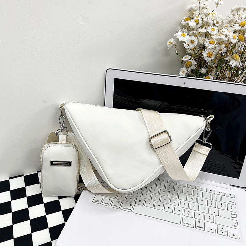 Women Triangle Chain Underarm Shoulder Bags High Solid Bags