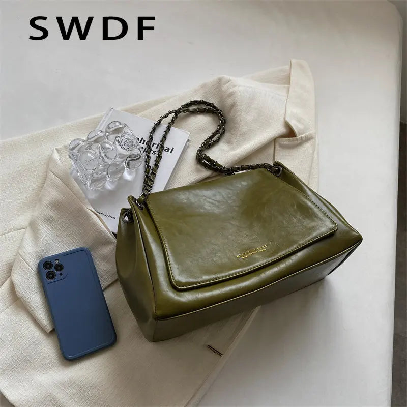 Retro Large Chain Shoulder Bag for Daily Shopping Solid Color Messenger Bag